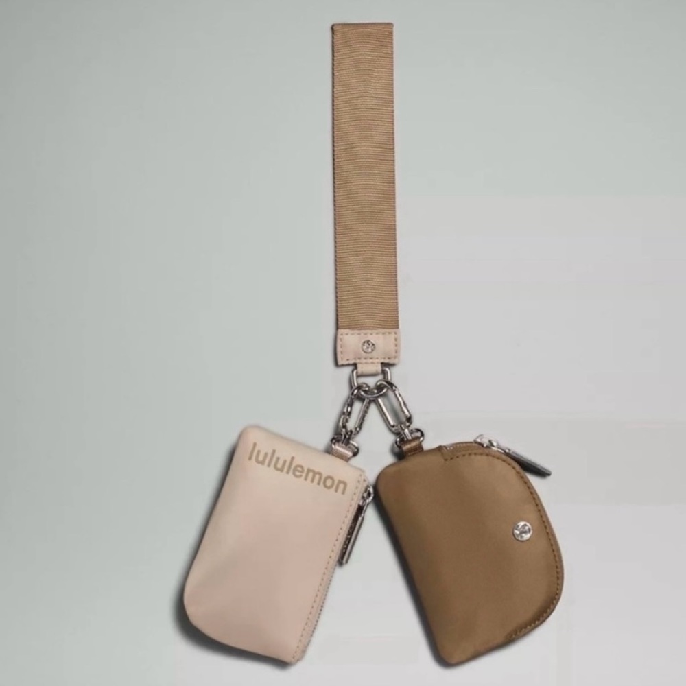 New Lululemon wristlet